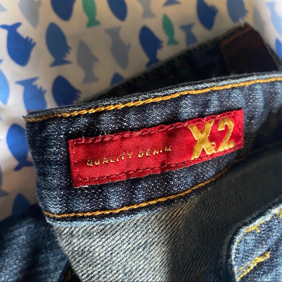 Blue Jeans - Picture 4 of 5